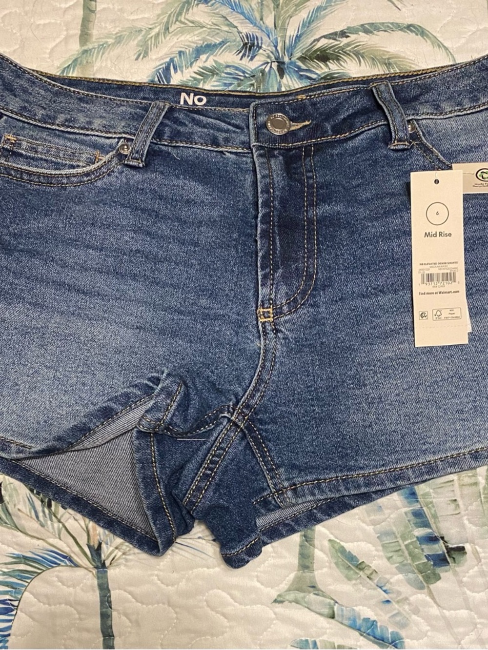 NO BOUNDARIES JEAN SHORTS - BEAND NEW